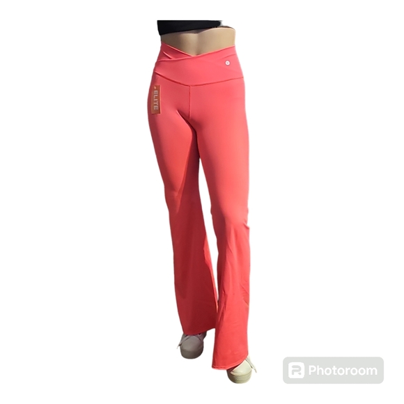 NWT Bell bottom leggings Size small - Picture 2 of 11